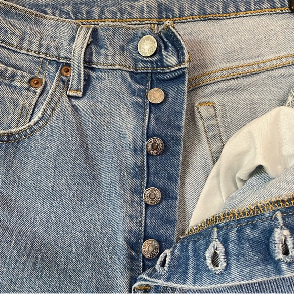 Levi's 501s Skinny Raw Hem Size 30 - Picture 5 of 11